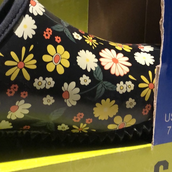 🚨B2G1 New WESTERN CHIEF Floral Waterproof Garden Clogs - Picture 3 of 4